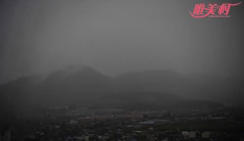 云南腾冲突降暴雨 云南腾冲突降暴雨
