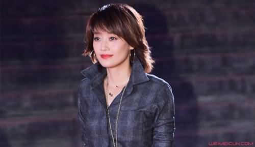 女儿为马伊琍化妆 女儿为马伊琍化妆