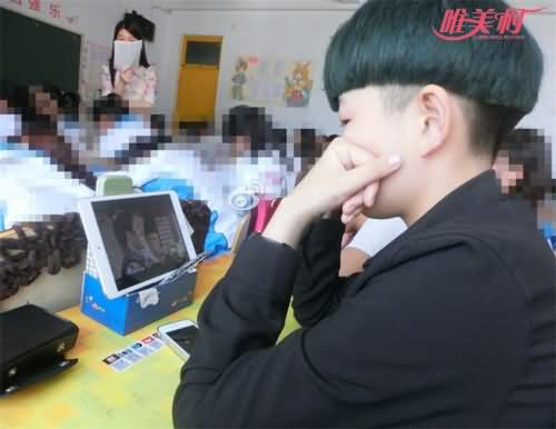迟东南照片