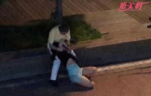 醉酒女遭司机强拽