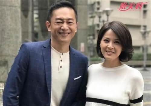 陈昭荣与友人合影