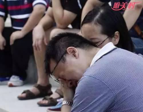 女童坠亡其家人痛不欲生