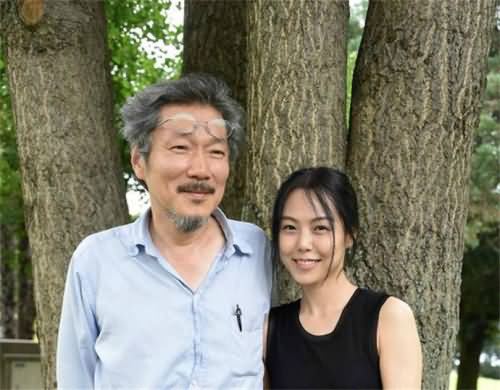 洪尚秀金敏喜的合影