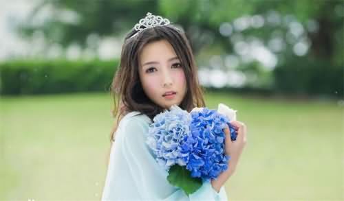 何洁
