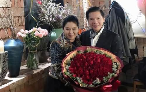 向太曝遭强迫捐款
