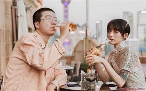 李诞黑尾酱怎么认识的 李诞黑尾酱怎么认识的