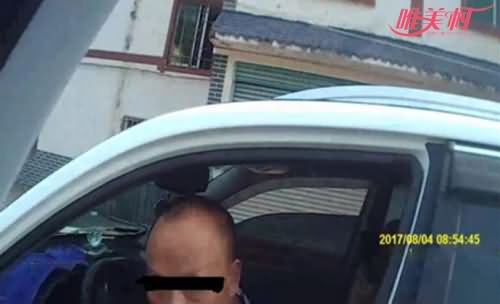 男子造假证被识破