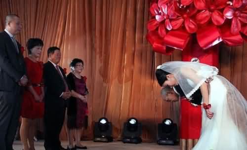 曹德旺女儿曹艳萍照片 曹德旺女儿曹艳萍照片