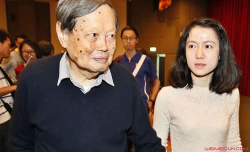 翁帆为杨振宁产下一子 翁帆怀孕大肚照引热议揭杨帆恋现状