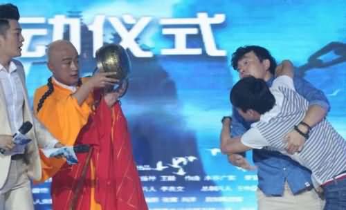 刘芮麟为什么打佟大为 刘芮麟为什么打佟大为