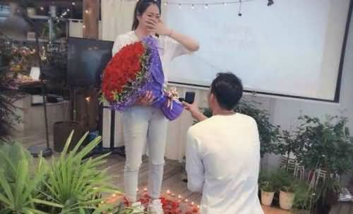 杨珺菁接受求婚 杨珺菁接受求婚