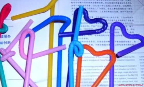 餐厅禁止供应吸管