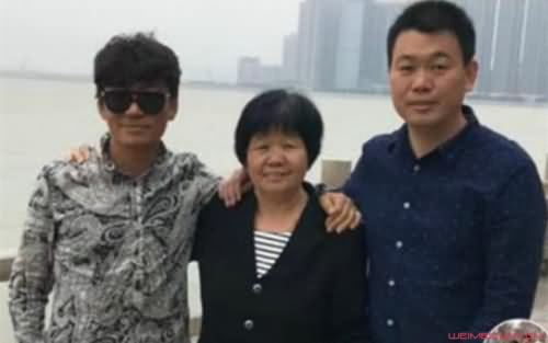 王宝强妈妈去世 王宝强妈妈去世