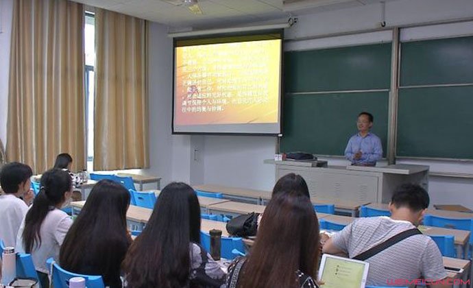 为赶开学教授打车 为赶开学教授打车