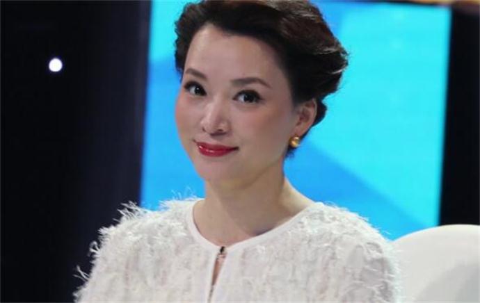 董卿个人资料