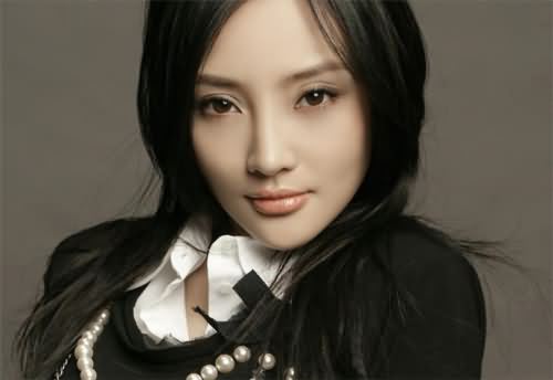 李小璐向甜馨撒娇