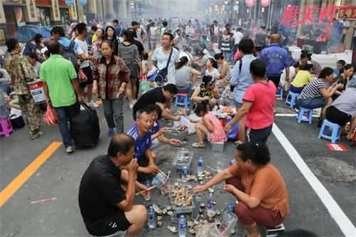 黄蚬子大烤现场 黄蚬子大烤现场