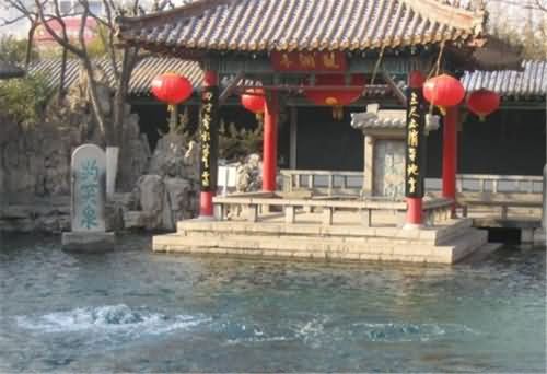 济南五龙潭 济南五龙潭