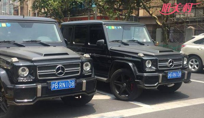 上海现双胞胎豪车 上海现双胞胎豪车