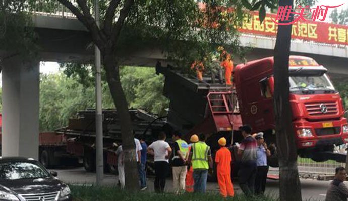 北京大货车卡桥 北京大货车卡桥