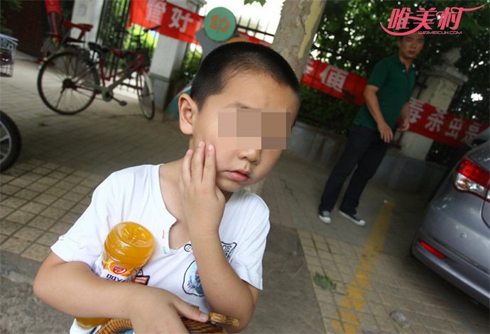 幼儿园老师让学生互扇耳光 畸形教育方法引起家长不满