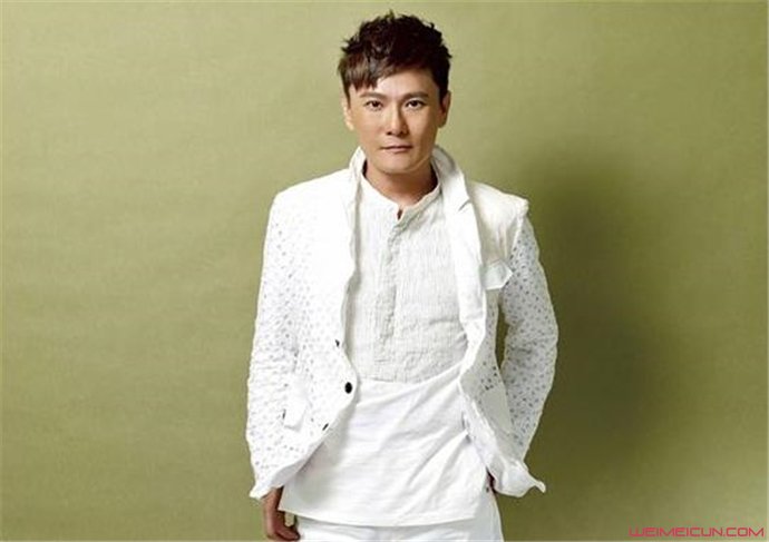 张信哲现任妻子是谁 张信哲现任妻子是谁