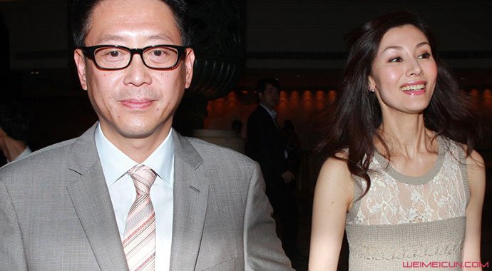 李嘉欣跟富商老公现身 李嘉欣跟富商老公现身