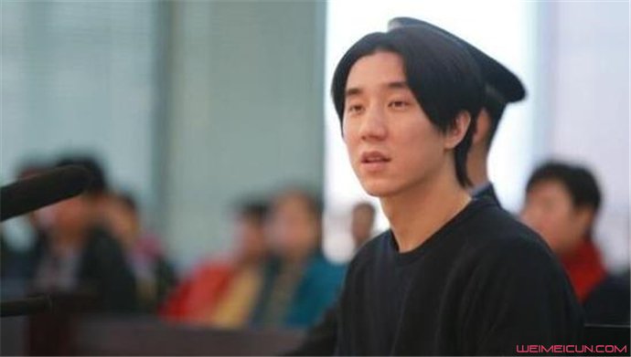 房祖名柯震东不同待遇