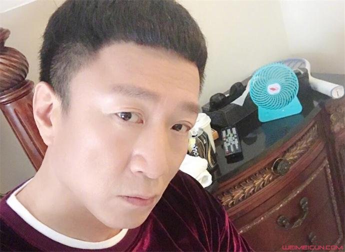 孙红雷自拍 孙红雷自拍