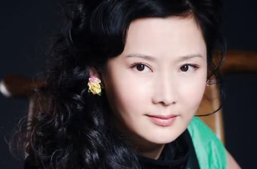 何赛飞 何赛飞