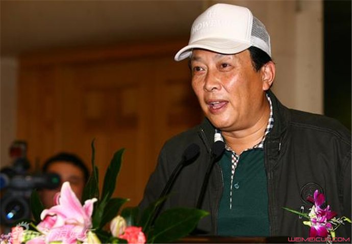 唐国强死了吗