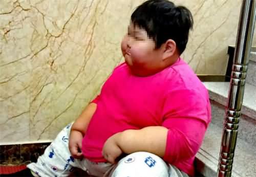 7岁娃暴涨120斤 7岁娃暴涨120斤