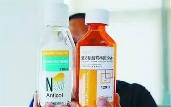 男孩止咳药水上瘾 男孩止咳药水上瘾