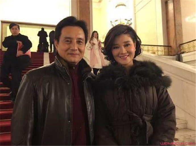王伯昭的三任妻子照片