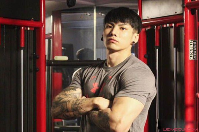 肌肉男魏思澄 肌肉男魏思澄
