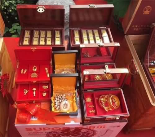 浙江现天价嫁妆