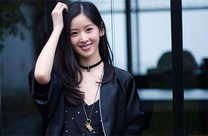 曝奶茶妹妹招助理