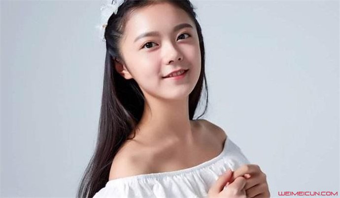 赵今麦胸好小吗 赵今麦胸好小吗