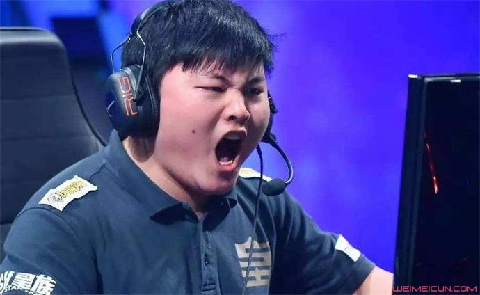 Uzi的资料