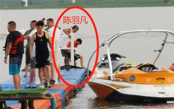 陈羽凡带儿子出游详情起底 陈羽凡带儿子出游详情起底