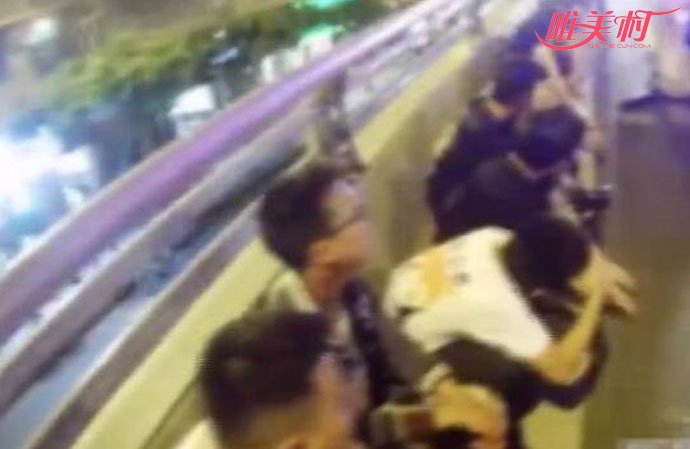 未成年持械拍网红 未成年持械拍网红
