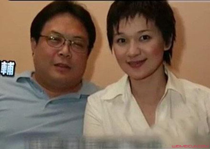 柯以敏和老公黄国辅 柯以敏和老公黄国辅