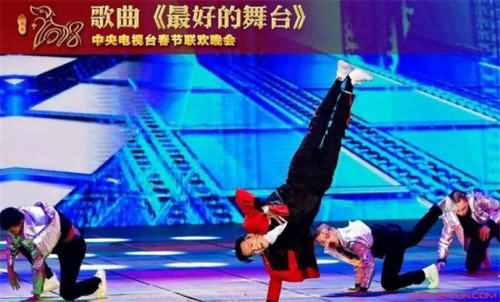 陈伟霆登春晚感慨 陈伟霆登春晚感慨