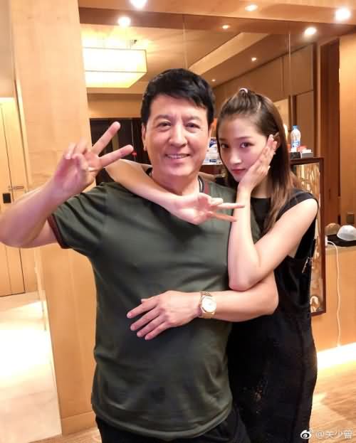 关晓彤与爸爸 关晓彤与爸爸