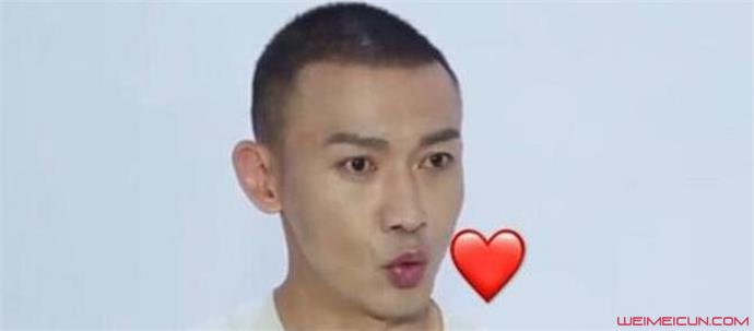 聂远走红毯打苍蝇怎么回事 聂远走红毯打苍蝇怎么回事