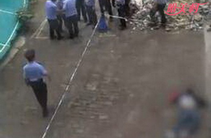 复读生跳楼身亡