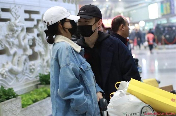 孙怡董子健怎么认识的 孙怡董子健怎么认识的