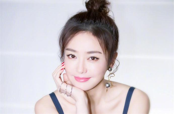 黄晓明新店开张 意外揭开与秦岚分手真实原因让人始料未及