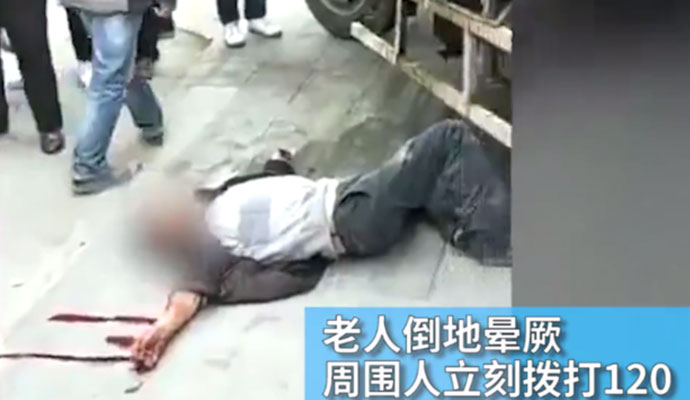大爷喂老虎手被咬 酒后大胆举动酿惨祸事件详情曝光