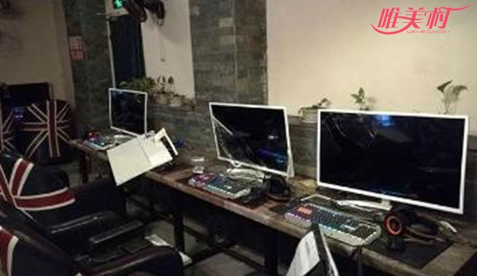 网吧遭3男子打砸